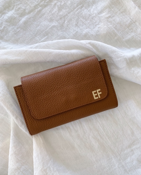 The Full Wallet Suela