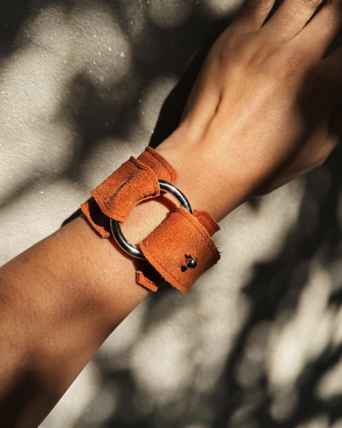 Brazalete Viena - Gamuza Oxido - comprar online