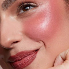 GLOW UP BLUSH - Gigi Store