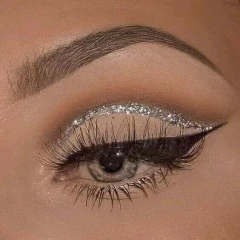 DELINEADOR LINER GLITTER en internet