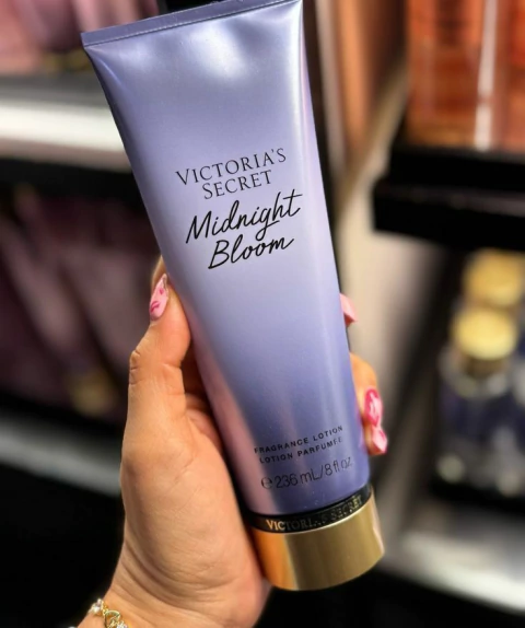 MIDNIGHT BLOOM. CREME