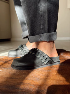 RUNA CUERO NEGRO - Renatta San Fco