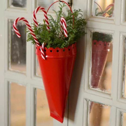 Cone Rendado Vermelho 