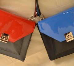 Imagen de ANDREA - Cartera con solapa en Charol