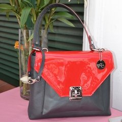 ANDREA - Cartera con solapa en Charol - De la Riestra