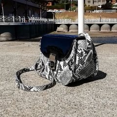 VIVI - Cartera con solapa combinada