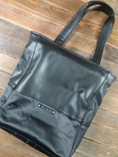 Augusta Microfibra Negra en internet