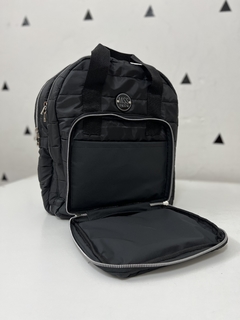 PREVENTA Ultra Puffer Negra en internet