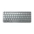 Frente del teclado plateado