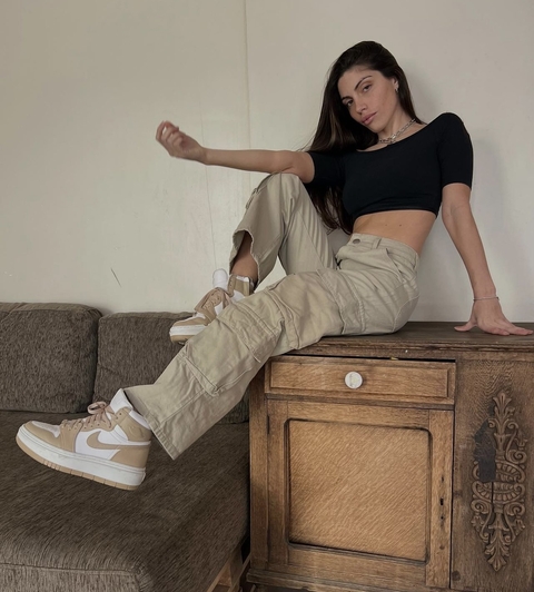 JEAN EMMA CARGO BEIGE (sin cambio)
