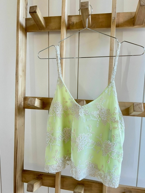 BLUSA CORTA TUL BORDADO (SIN CAMBIO)