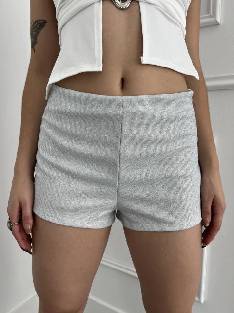 SHORT PRIDA en internet