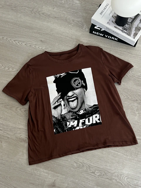 REMERA PARIS - Vikita Store