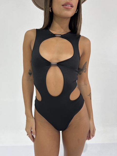 BODY EYANA