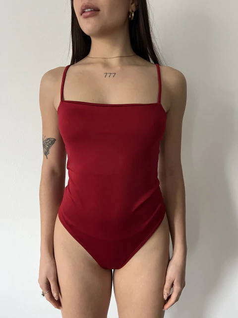 BODY ELIANA