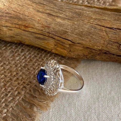 ANILLO CON CUBIC en internet