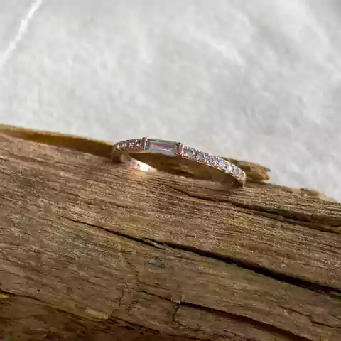 ANILLO CON CUBIC ROSE