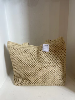 Cartera playera forrada y con cierre en internet