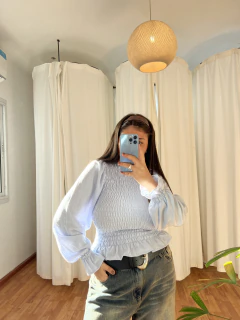 Blusa de lino celeste (súper elástizada)