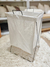 CESTO ROPA SUCIA IMPERMEABLE | BLANCO Y METAL |