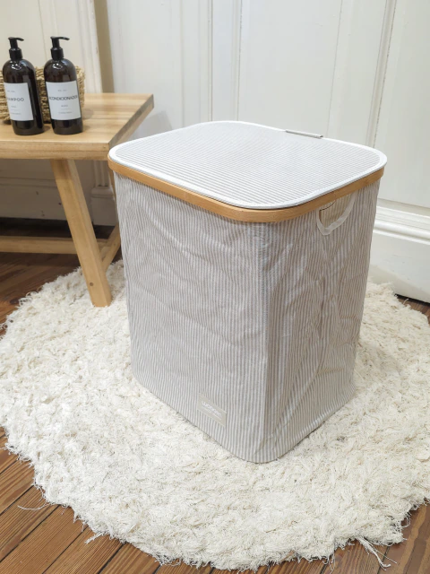 CESTO PARA ROPA | RAYADO CON DETALLES EN BAMBÚ |