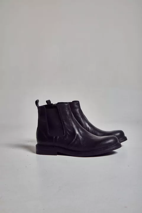 Bota Coventry Negra 100% cuero - comprar online