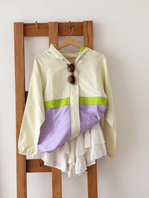 Campera DELFINA MANTECA - comprar online