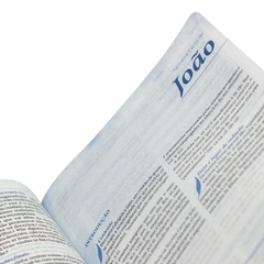 NA085BEA - BÍBLIA DE ESTUDO ALMEIDA EDIÇÃO AMPLIADA AZUL na internet