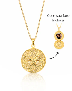 Colar Relicário Redondo Vazado com 2 Fotos Banhado a Ouro 18k