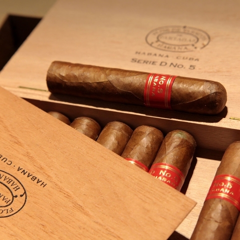 Partagás Serie D N°5 - X 25 Unidades caja cerrada