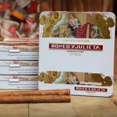Mecanizados Romeo y Julieta - MINI 20 Lata Edición Limitada