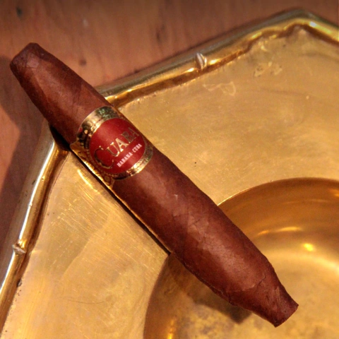 Cuaba Divinos - x25 Unidades Caja Cerrada