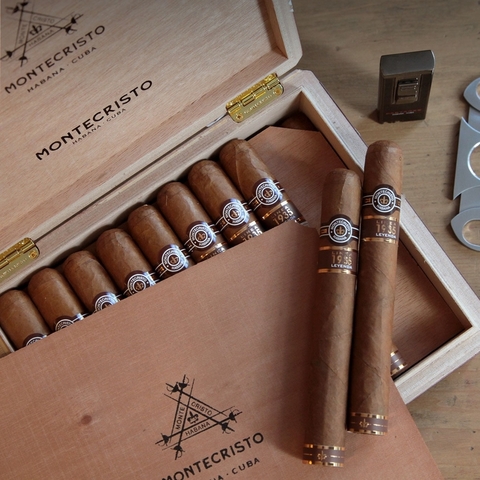 Montecristo Leyenda Línea 1935 - X 20 Unidades caja cerrada