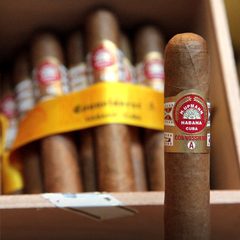 H. Upmann Connossieur A - x25 Unidades Caja Cerrada