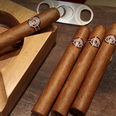 Montecristo Double Edmundo - X 3 Unidades petaca cerrada