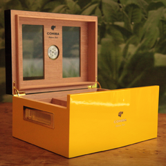 Humidor Cohiba Oficial Cigarte para 60-70 Habanos con tapa de vidrio e Higrómetro Externo