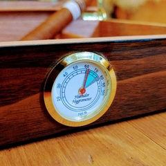 Humidor Full madera walnut c/tapa de vidrio - comprar online