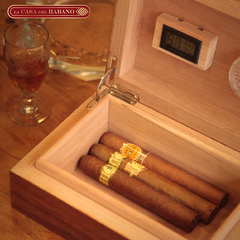 HUMIDOR CEDRO TAPA CIEGA - La Casa del Habano