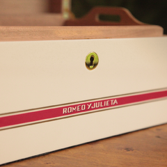 Humidor Original Romeo y Julieta Cigarte para 45/50 Habanos. Super Exclusivo. en internet