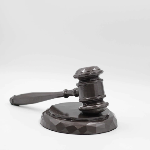 Malhete da Justiça I Escultura - GRIFTA