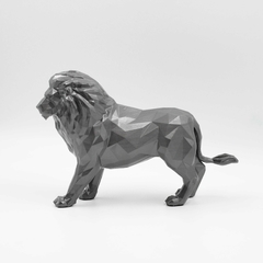 Leão | Em pé | Escultura na internet