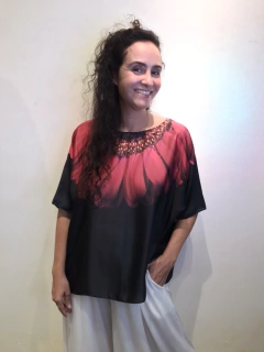 Camiseta Morcego Cetim Gérbera - ALESSA