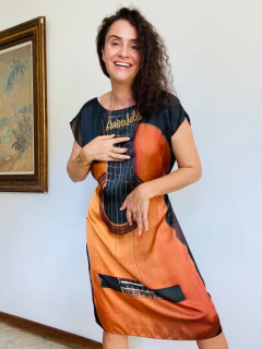 Vestido Kaftan Cetim Violão on internet