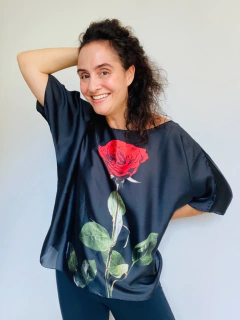 Camiseta Morcego Cetim Rosa Preta on internet