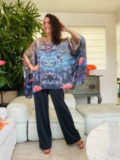 Camiseta Maxi Cetim Monet Azul on internet