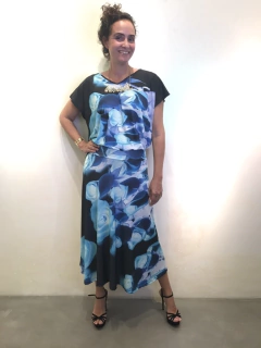 Saia MÍDI Evasê Jersey Rosa Azul