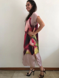 Vestido Longo Kaftan Cetim Calla Vermelha on internet