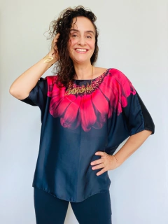 Camiseta Morcego Cetim Gérbera - comprar online