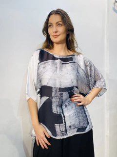 Camiseta Morcego Cetim Arquitetura - comprar online