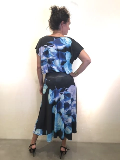 Saia MÍDI Evasê Jersey Rosa Azul - buy online